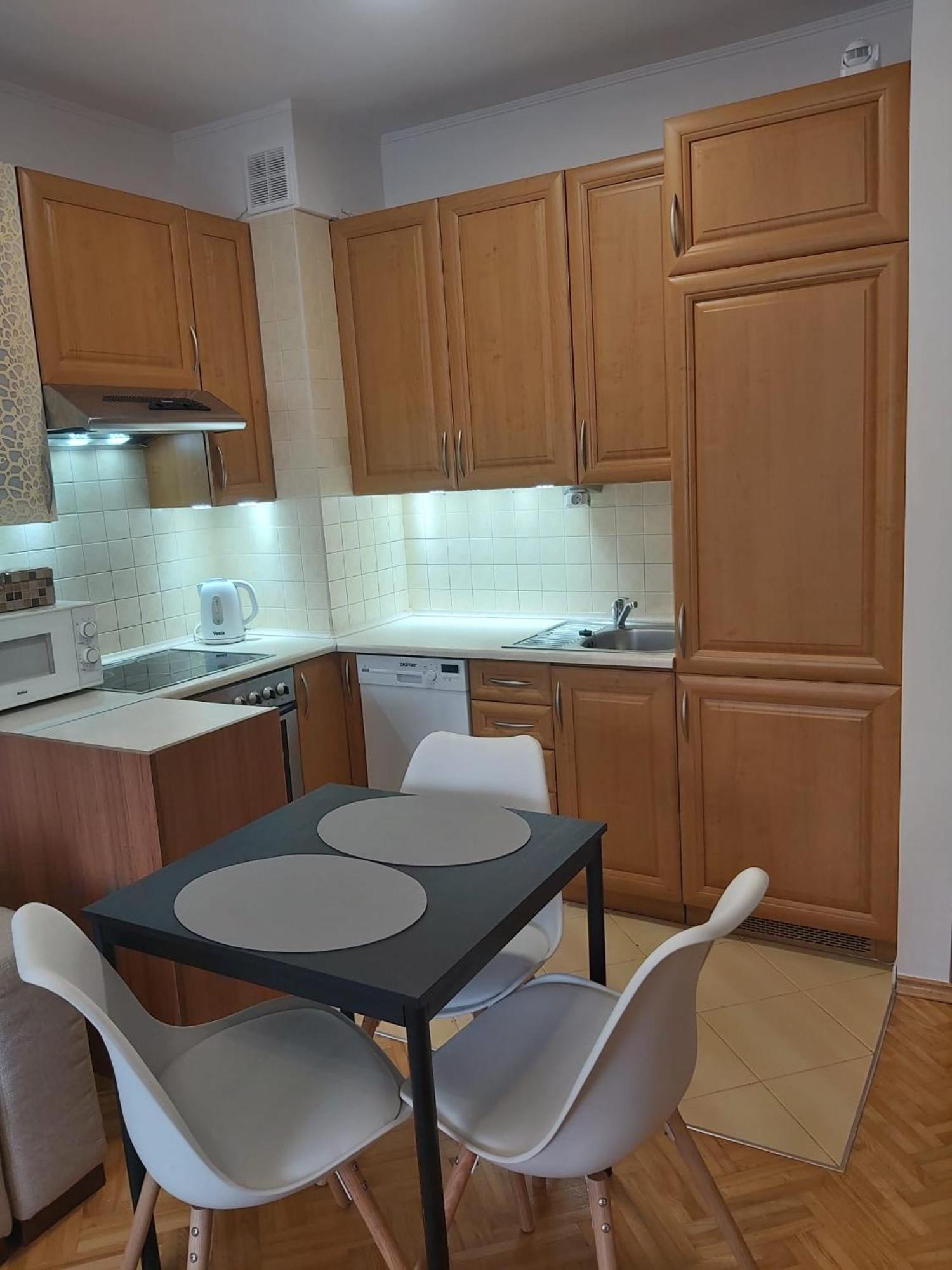 Apartament, 2 Pokoje, Stacja Metra Kabaty, Ursynow * Warszawa